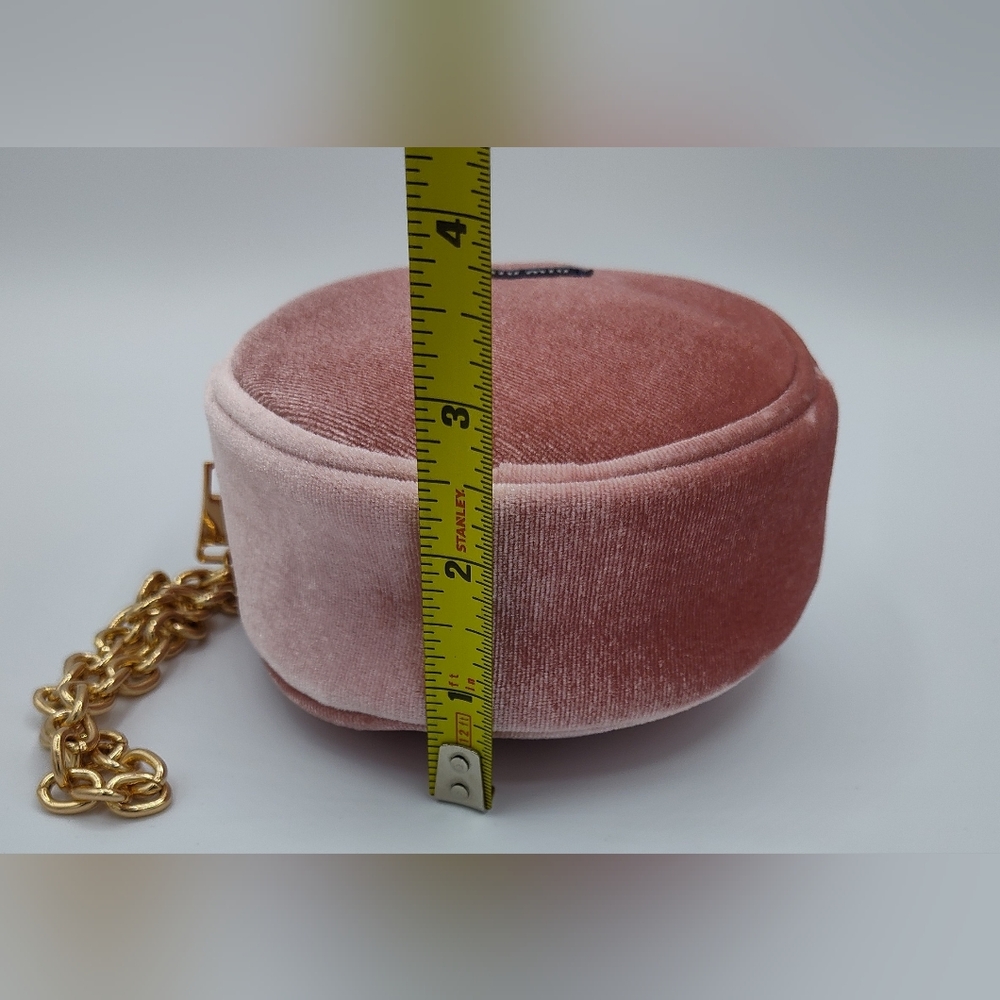 Miu Miu Pink Velvet Chain Pouch Pochette Parfums Gift New In Box - Picture 4 of 7